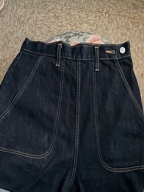 Freddies of pinewood high waited shorts